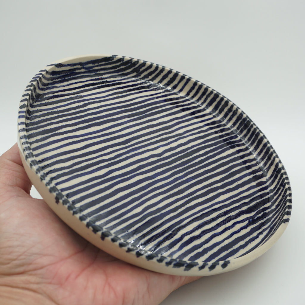 Teller Blaue Streifen 18 cm