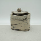 Dose mit Deckel